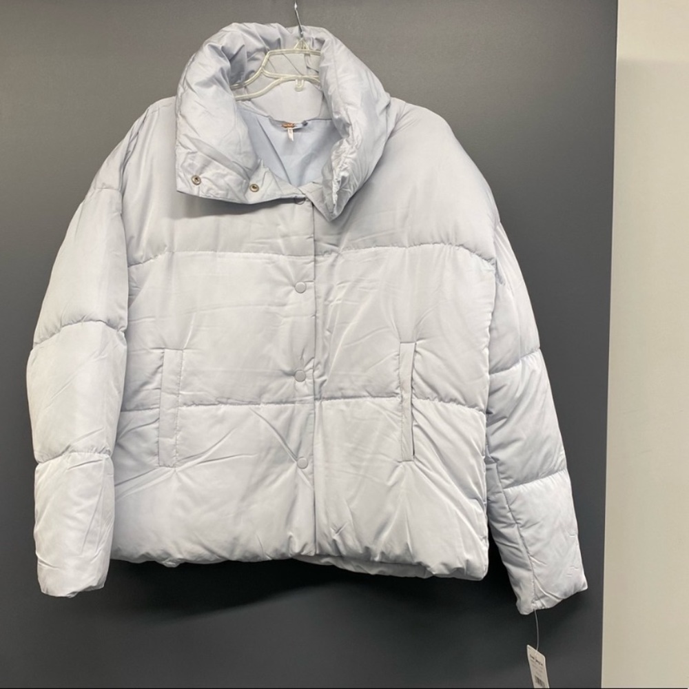 🆕 FREE PEOPLE WEEKENDER PUFFER - Picture 4 of 6